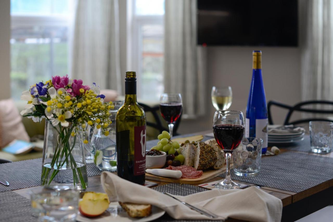 Apartment Three - Free Private Car Park - Sleeps 6 - 3 Shower Rooms - By Ocean City Retreats Plymouth Exterior photo