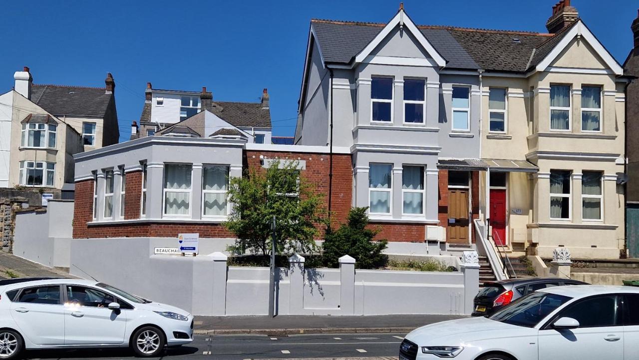 Apartment Three - Free Private Car Park - Sleeps 6 - 3 Shower Rooms - By Ocean City Retreats Plymouth Exterior photo