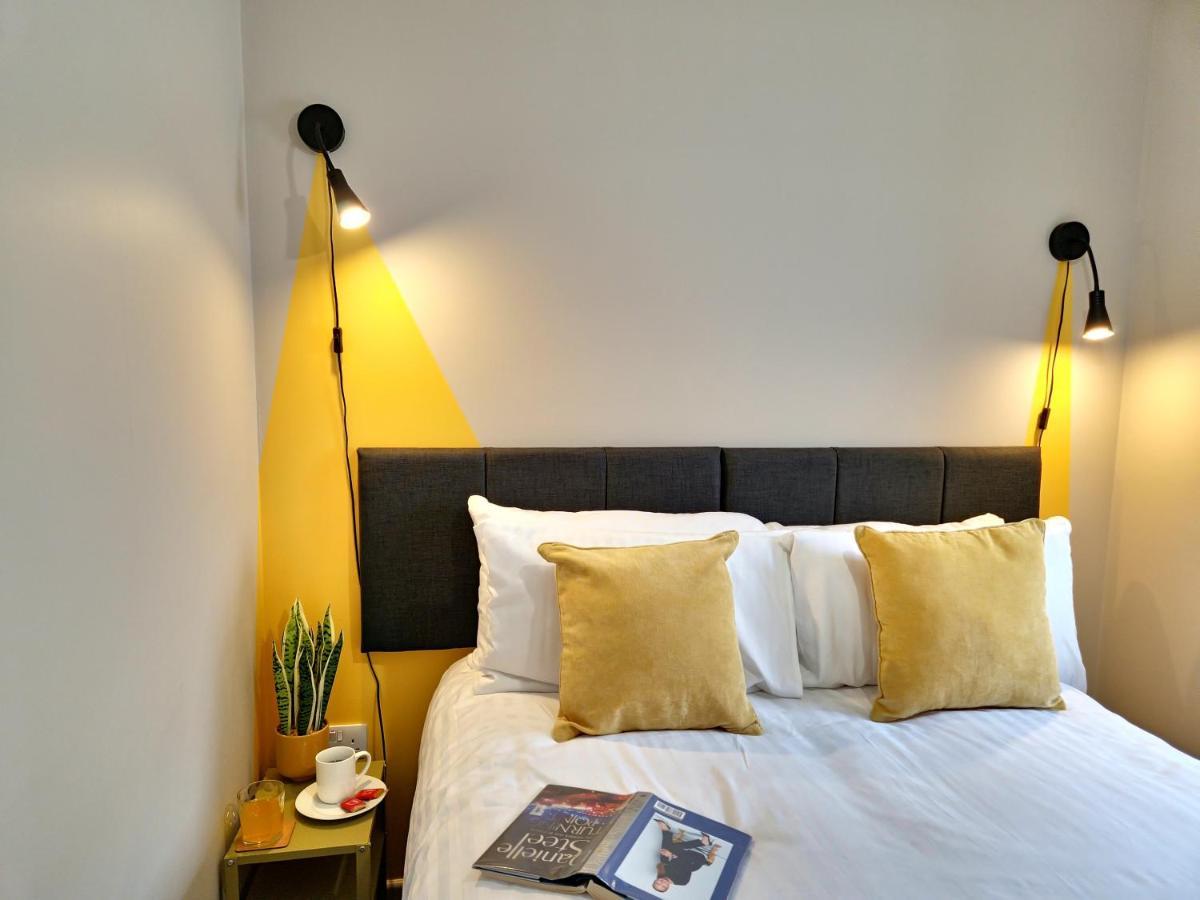 Apartment Three - Free Private Car Park - Sleeps 6 - 3 Shower Rooms - By Ocean City Retreats Plymouth Exterior photo